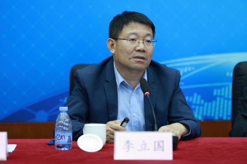 李立国作报告.jpg